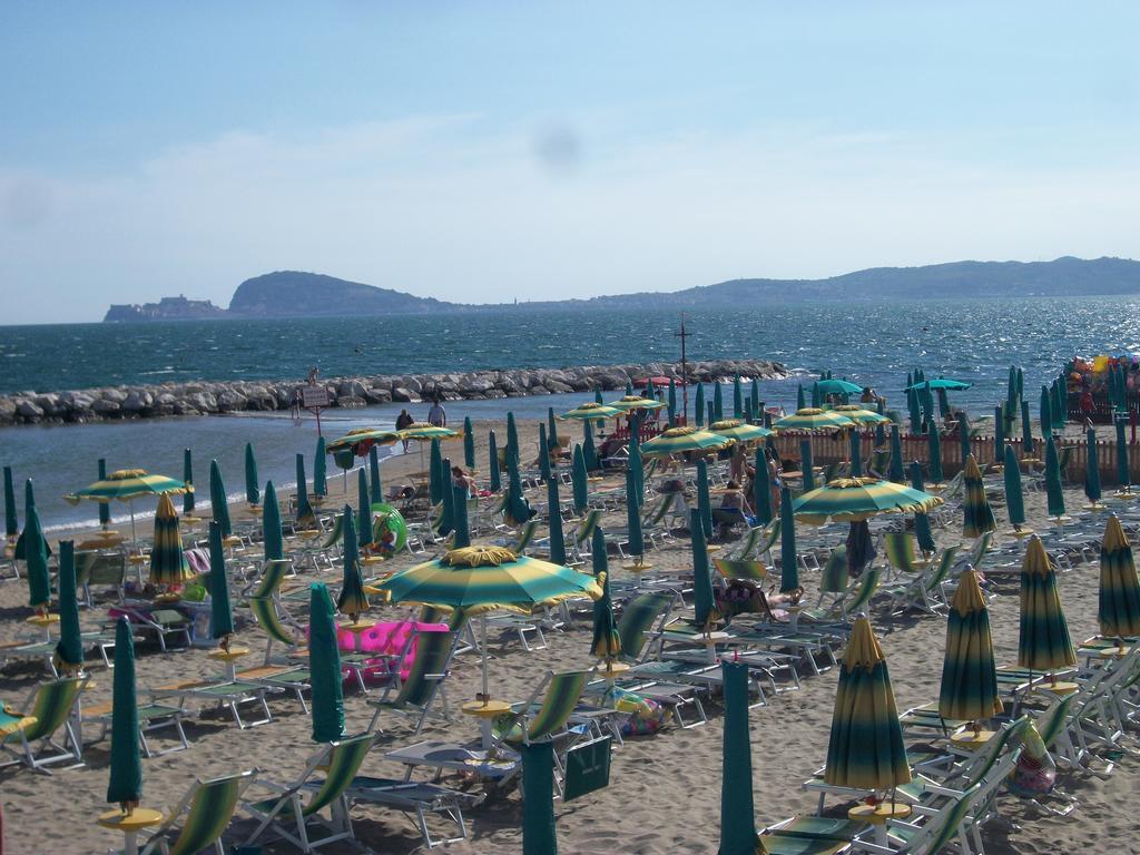 Il Girasole Formia Guesthouse Rooms Εξωτερικό φωτογραφία