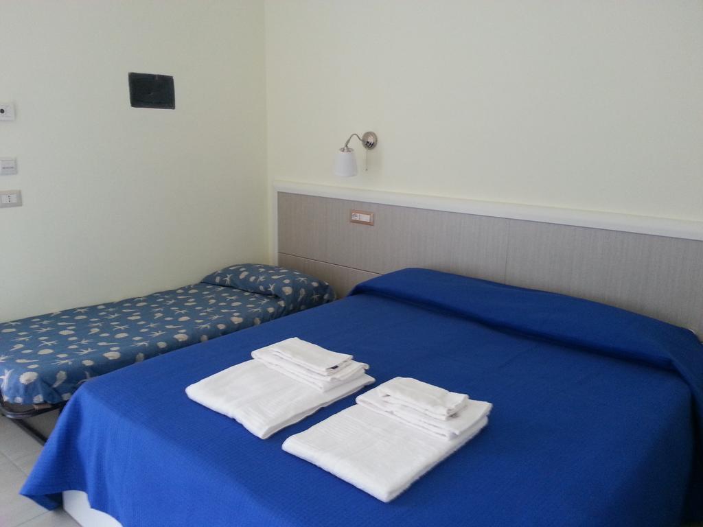Il Girasole Formia Guesthouse Rooms Εξωτερικό φωτογραφία