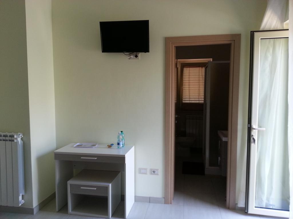 Il Girasole Formia Guesthouse Rooms Εξωτερικό φωτογραφία